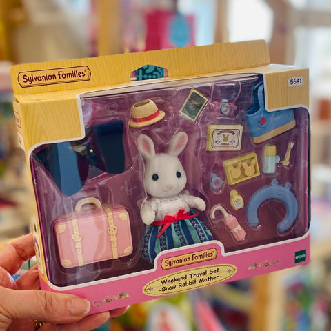 Sylvanian Families - Weekend travel Set - Snow Rabbit Mother