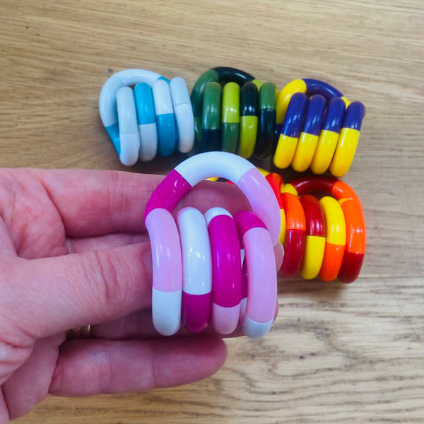 Little Twisty Links - TNW