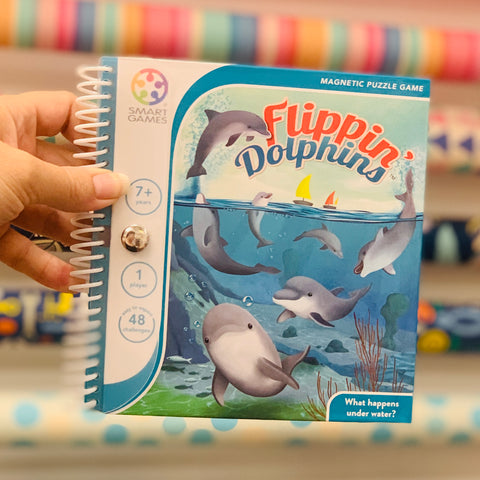 MAGNETIC TRAVEL - FLIPPIN' DOLPHINS