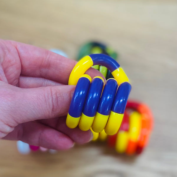 Little Twisty Links - TNW